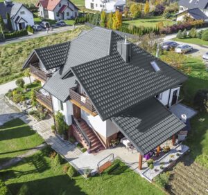 Rekonštrukcia strechy – kde začať a na koho sa obrátiť